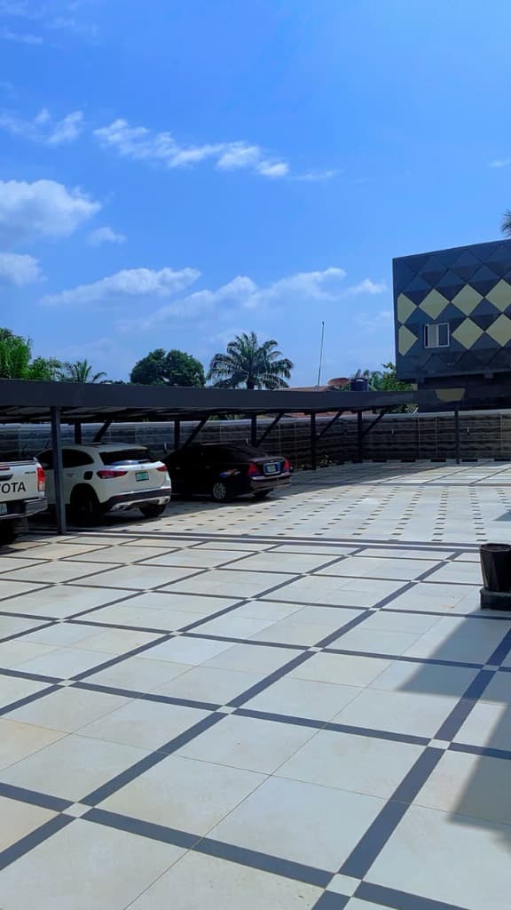 Super E Luxury Hotel Secure Shaded Car Parking Lot, Canopy Bays and Guarded Perimeter Compound in Keffi Nasarawa State