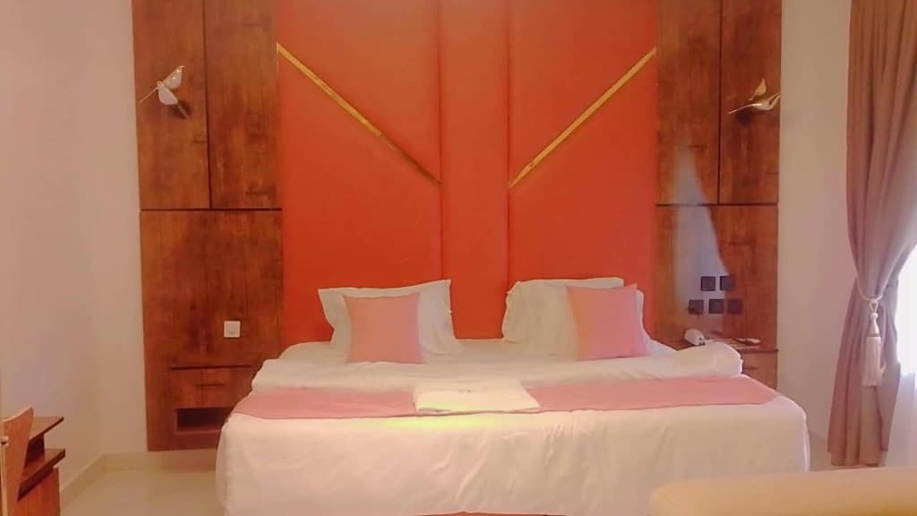 Luxury Room - Photo 1